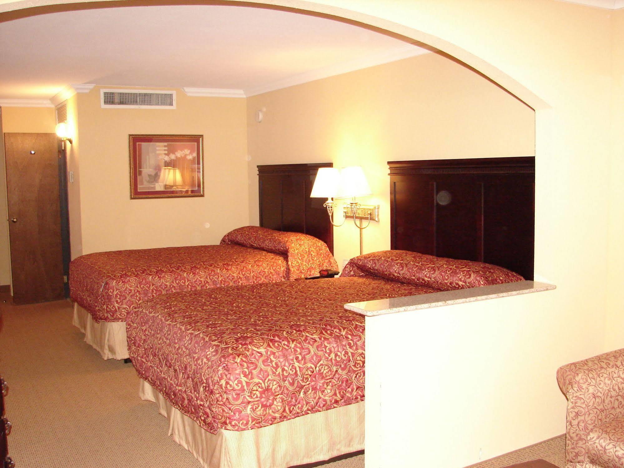 Regency Inn & Suites Altus Bagian luar foto